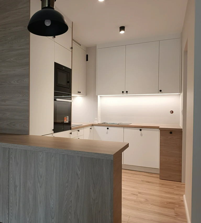 oświetlone meble kuchenne